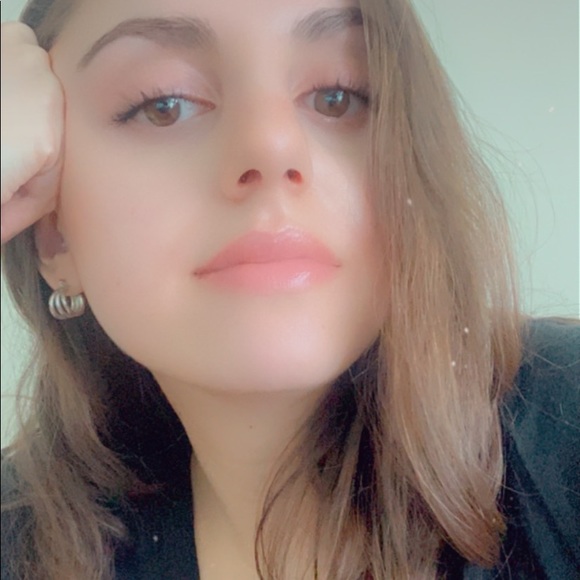 Meet your Posher, Sara - Picture 1 of 1